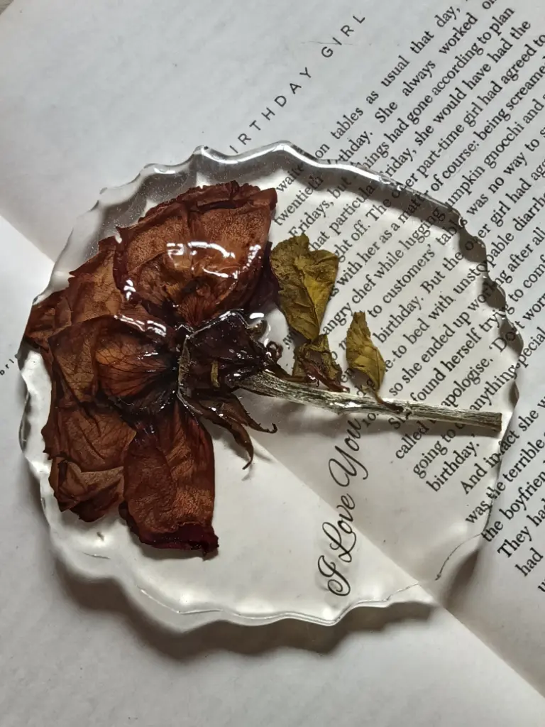 Image of 4 inch timeless bloom frame