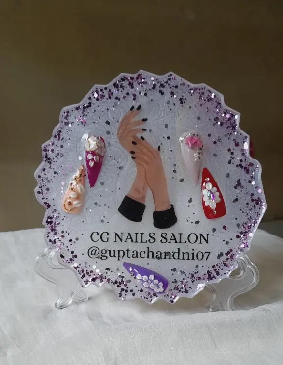 Image of 6 inch agate nailart frame